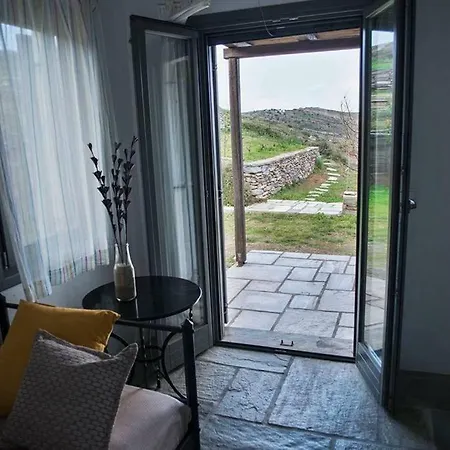 Traditional 3 Bedroom Holiday home Spathi (Kea)